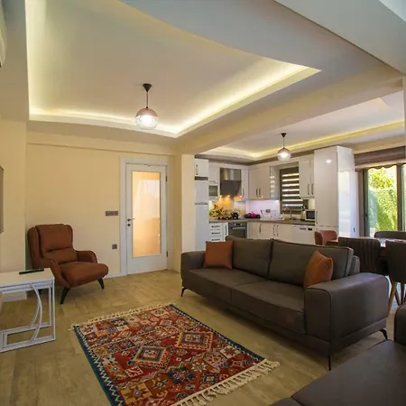 • Jakuzili Mustakil Havuzlu Lux Yeni Bati Villasi 빌라