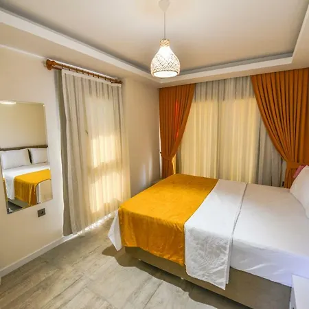 • Jakuzili Mustakil Havuzlu Lux Yeni Bati Villasi *