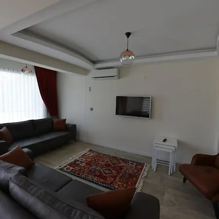 • Jakuzili Mustakil Havuzlu Lux Yeni Bati Villasi